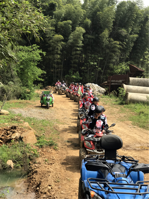 2021晶飛“百丈營地+紀龍山”團建活動(圖2)